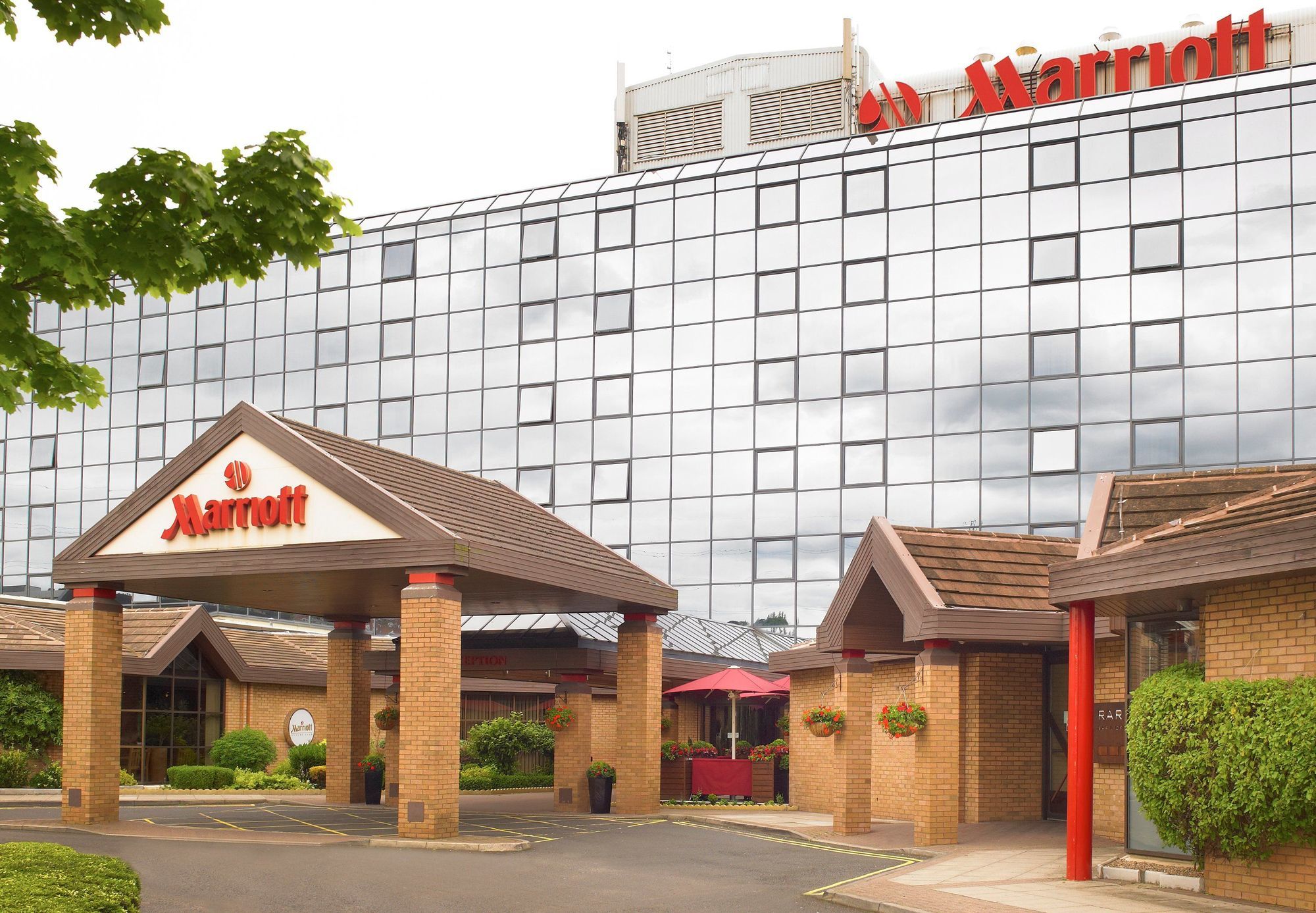 Delta Hotels By Marriott Newcastle Gateshead Экстерьер фото
